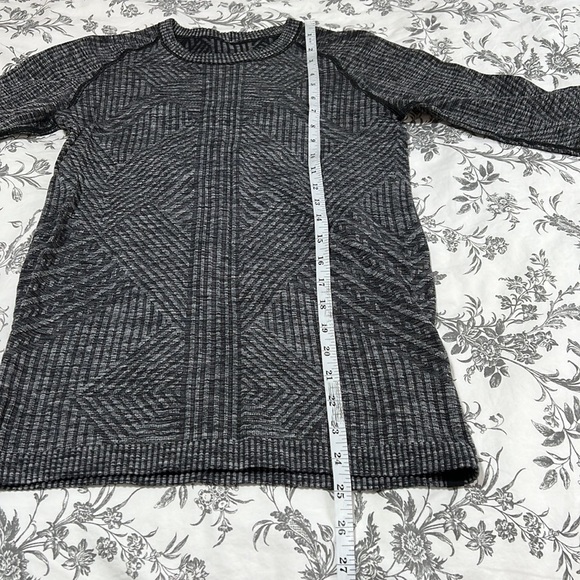 Lululemon 4 Restless Pullover Heathered Black Long-Sleeve Top - Picture 7 of 9